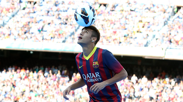 NeymarBallKopf