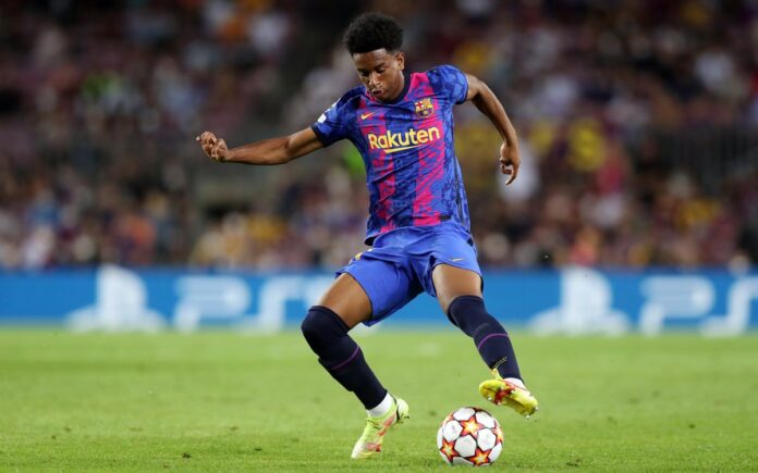 Alejandro Balde bei seinem Barça-Debüt gegen den FC Bayern München. Alejandro Balde bei seinem Barça-Debüt gegen den FC Bayern München.