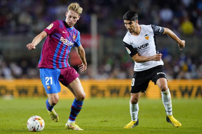 FC Barcelona Barça FC Valencia Frenkie de Jong Carlos Soler FC Barcelona Barça FC Valencia Frenkie de Jong Carlos Soler