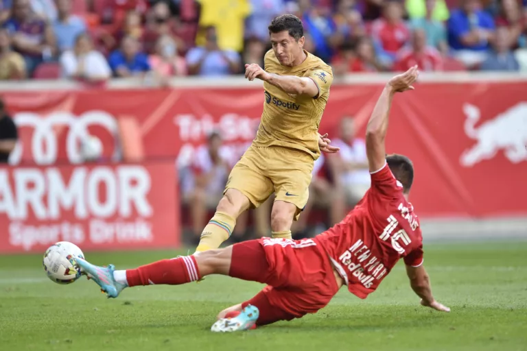Robert Lewandowski FC Barcelona New York Red Bulls