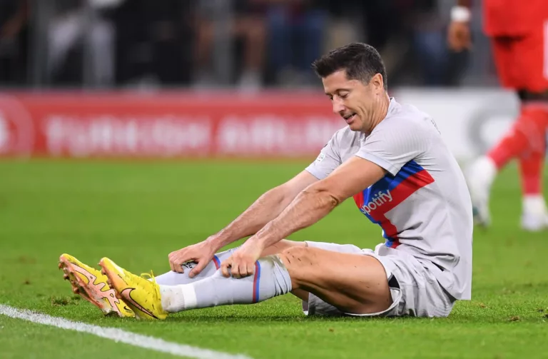 Lewandowski FC Bayern München FC Barcelona