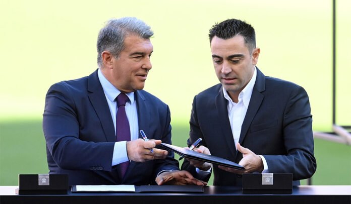 Xavi Joan Laporta FC Barcelona